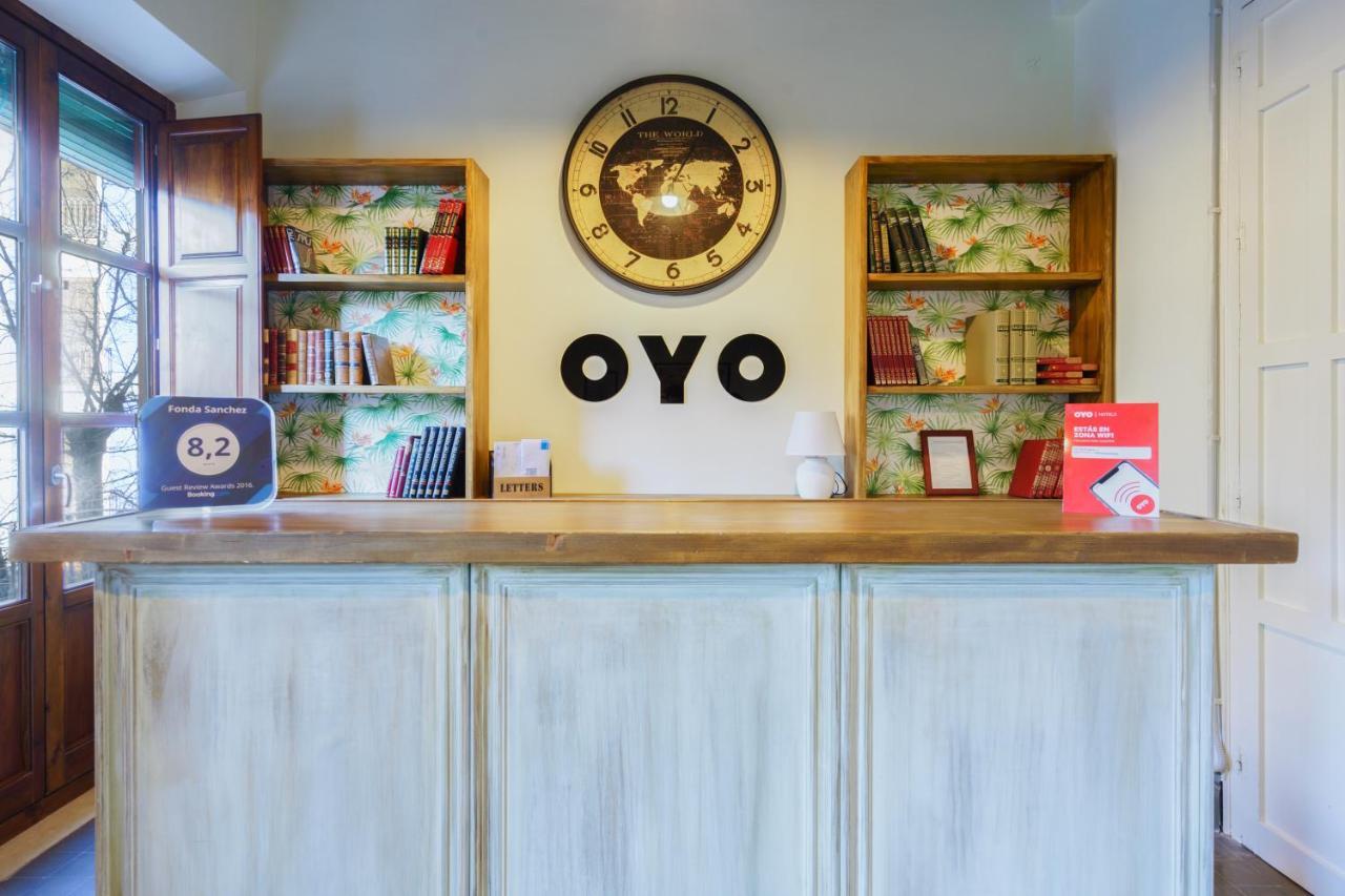 Oyo Fonda Sanchez Hotel Granada Eksteriør billede